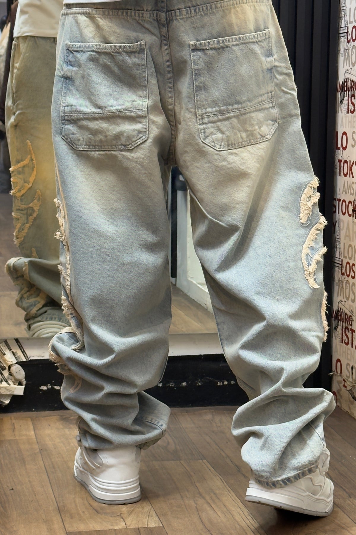 BAGGY JEAN FLAME PATCH DIRTY WASH