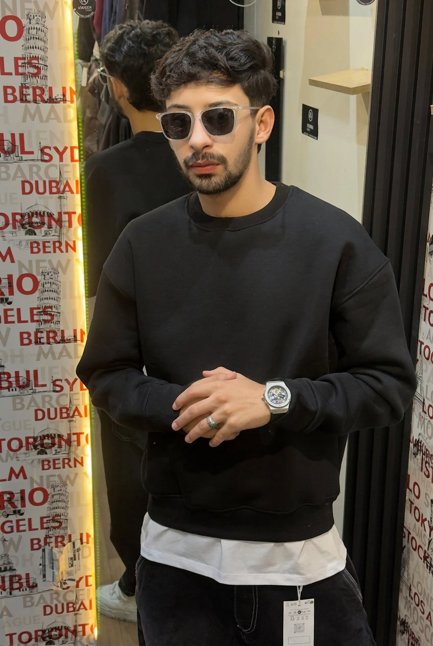 Black Oversized Cropped Sweatshirt