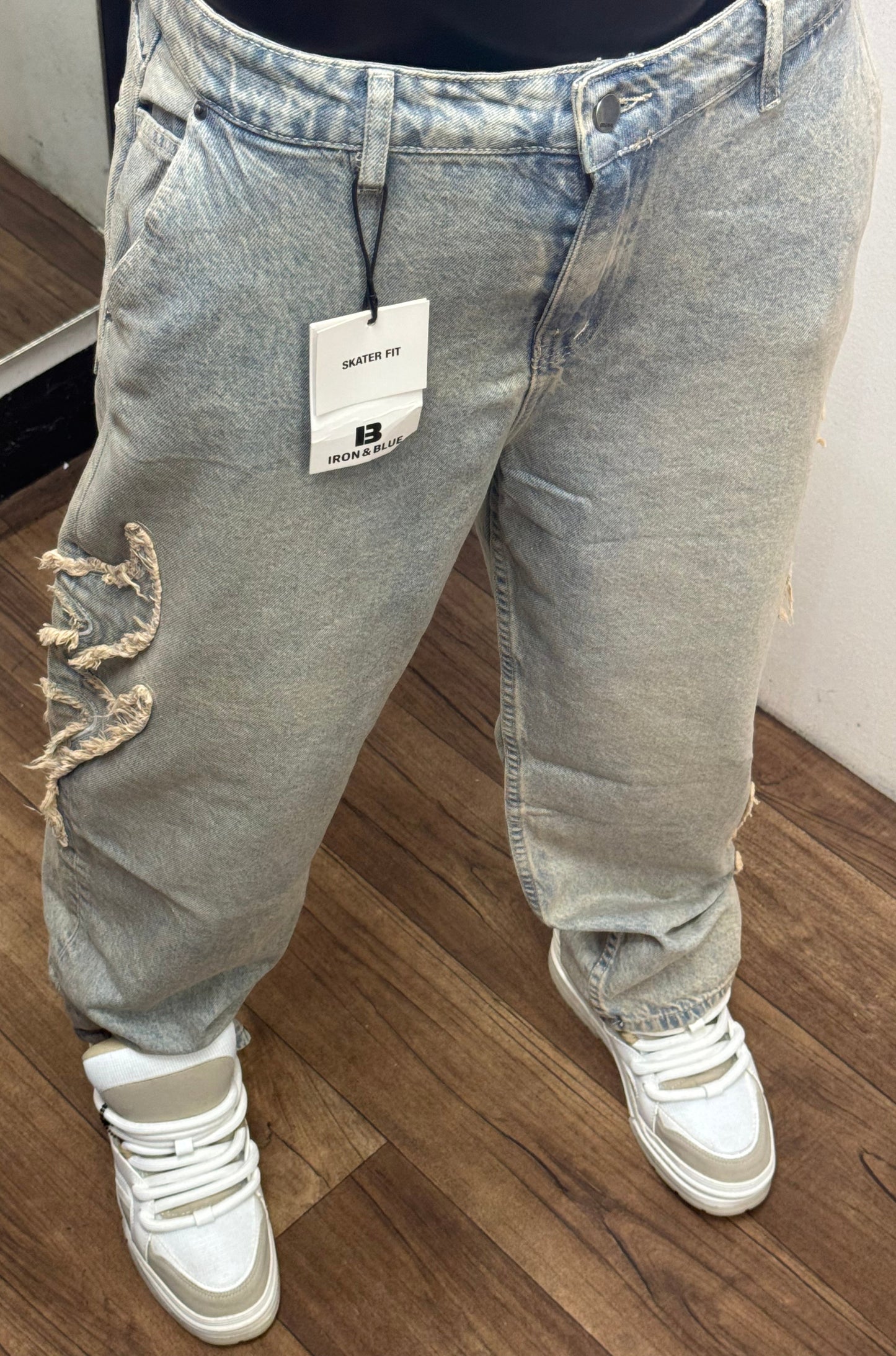 SKATER JEAN VN DRAGON GRIS DIRTY