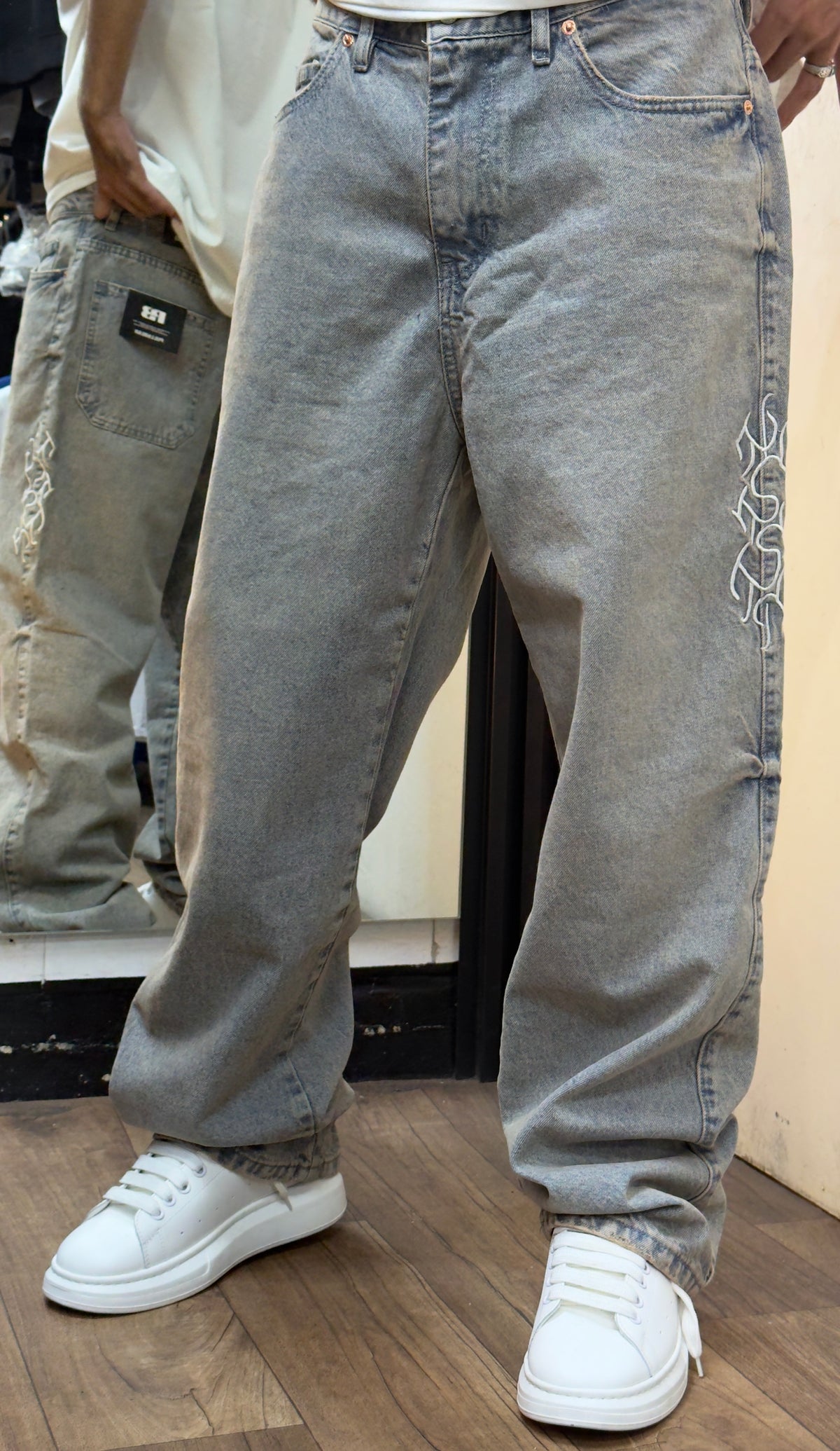 STITCH BAGGY JEAN GREY