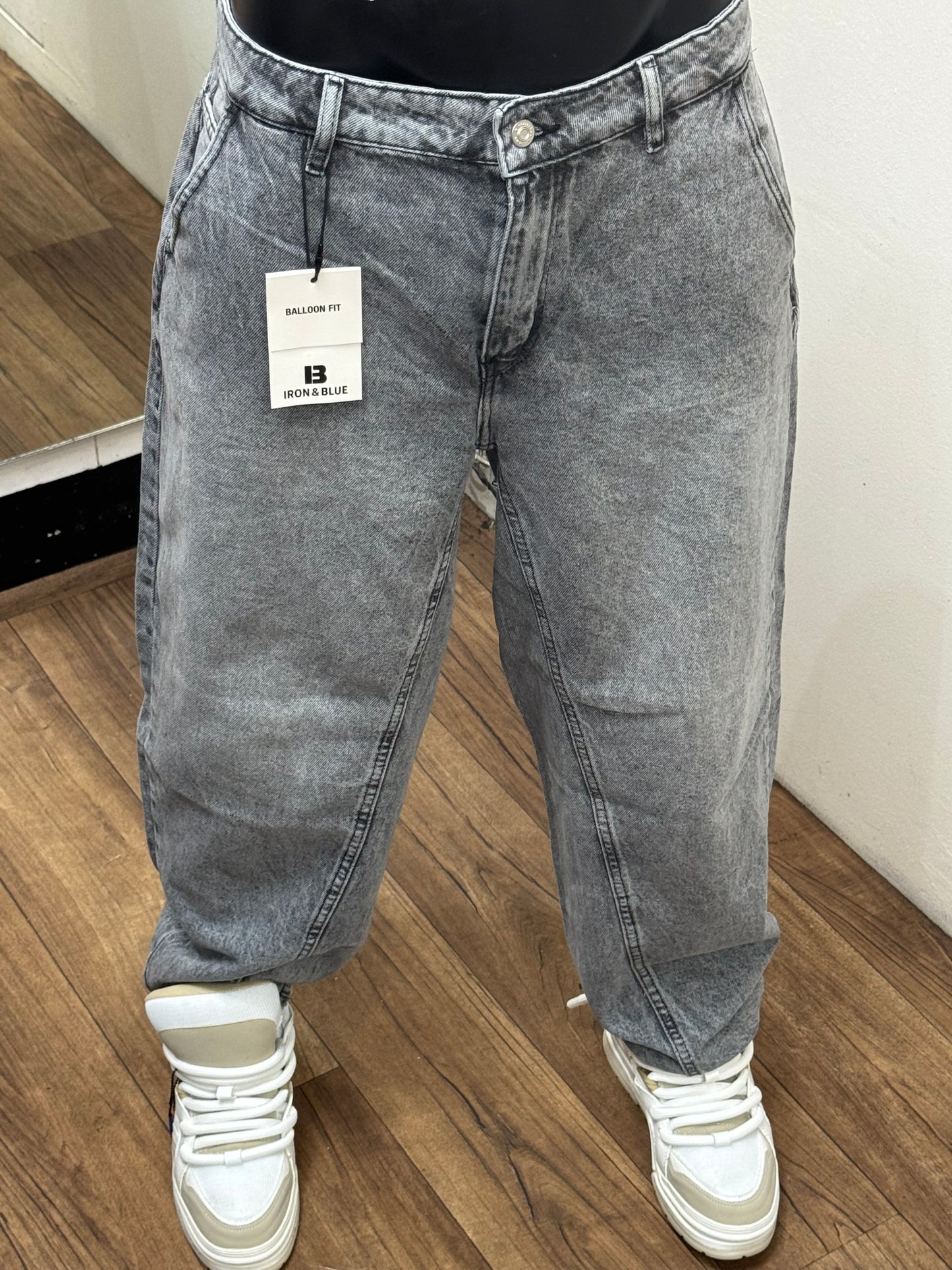 BALLOON JEAN VN GRIS