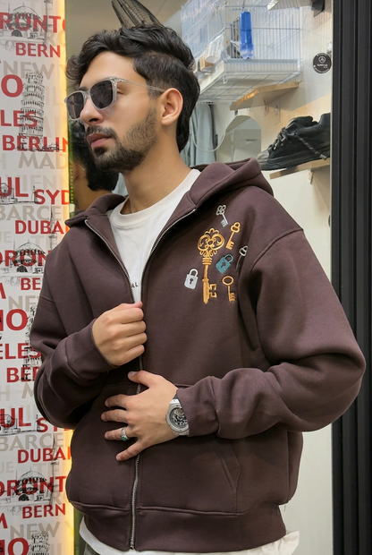 Key Graphic Zip-Up Hoodie (BROWN)